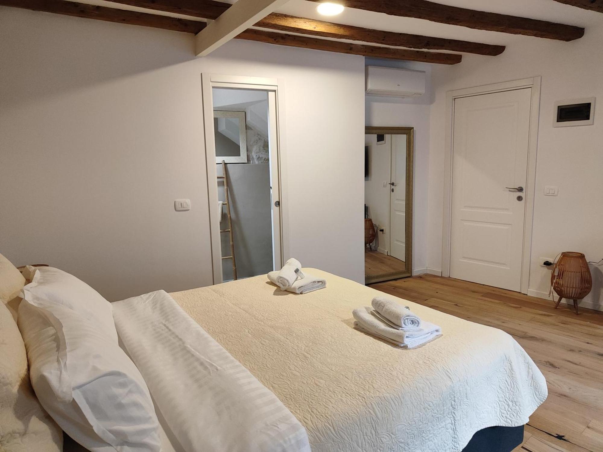 Casa Di Luna Rovigno Bagian luar foto