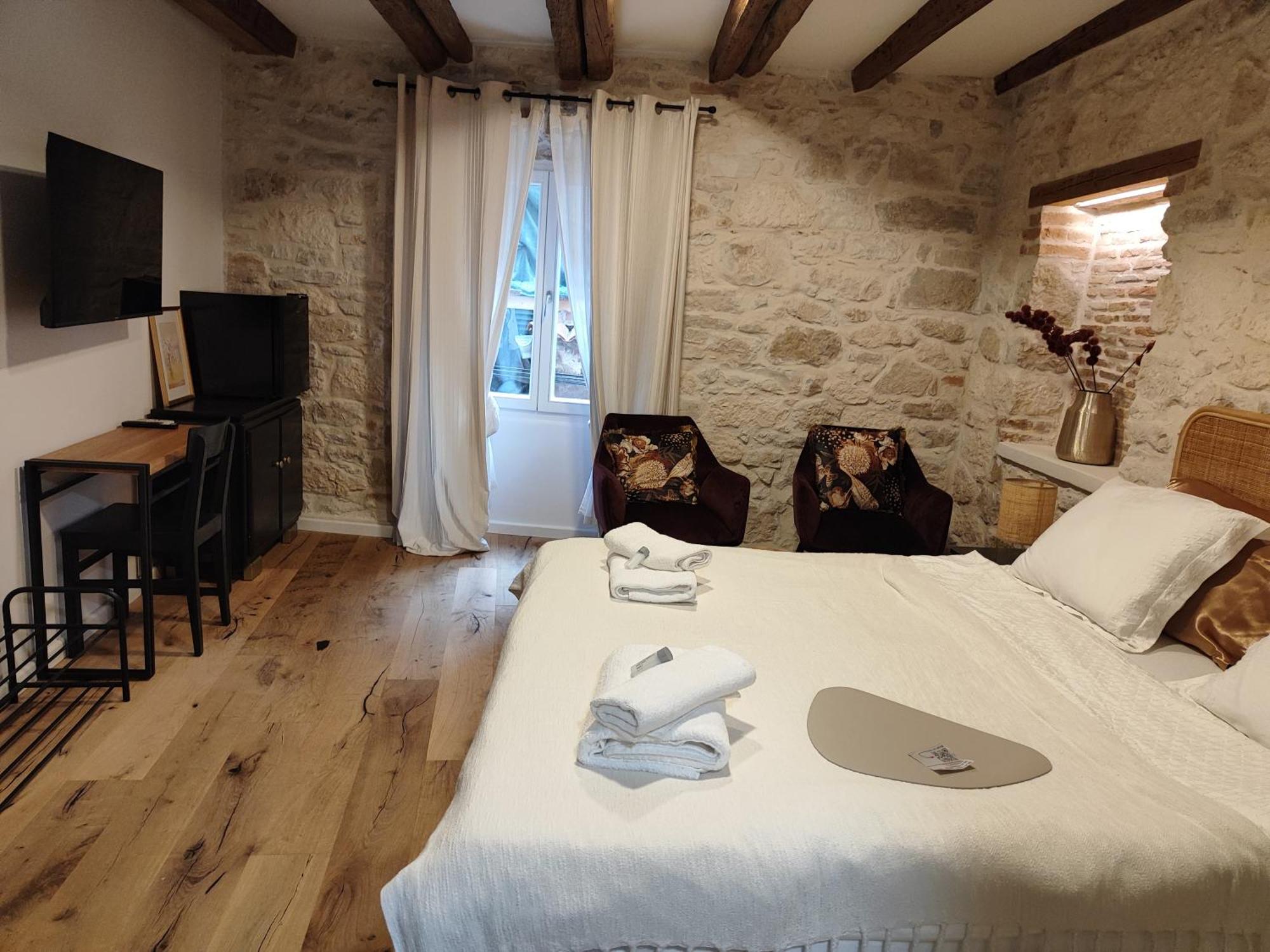 Casa Di Luna Rovigno Bagian luar foto