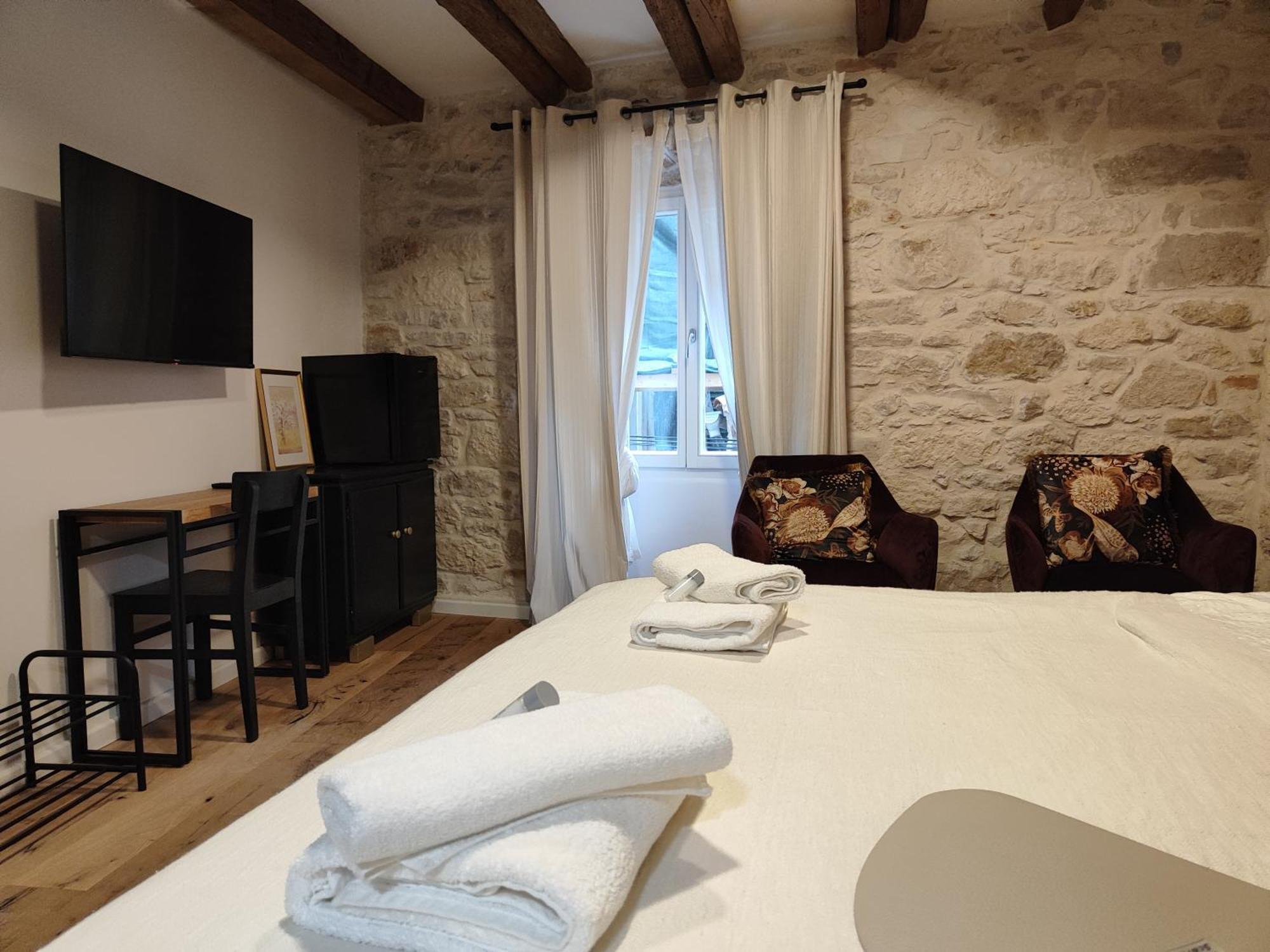 Casa Di Luna Rovigno Bagian luar foto