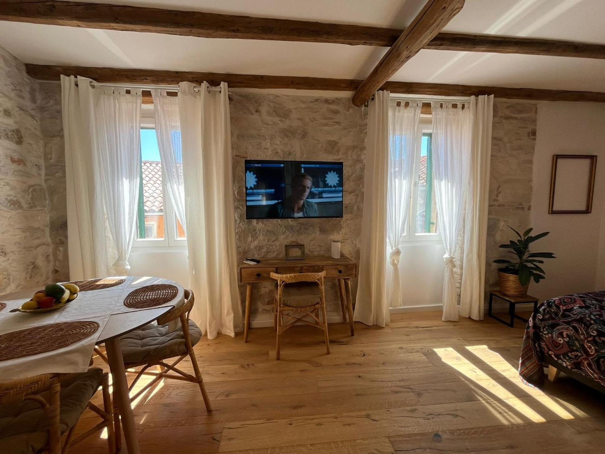 Casa Di Luna Rovigno Bagian luar foto